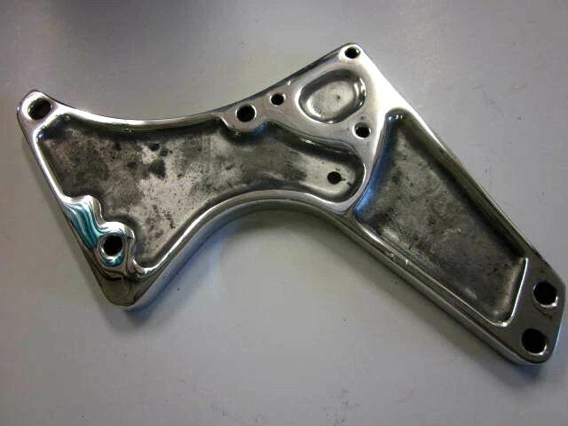 06-1228 Norton Z plate Footrest support plate RH Right side Commando Zenor hole