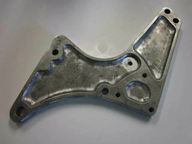 06-1228 Norton Z plate Footrest support plate RH Right side Commando Zenor hole