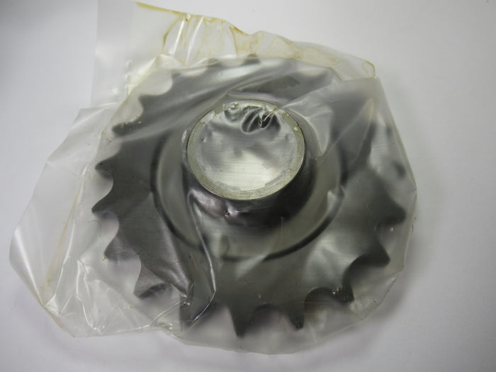 57-1476 Triumph 500 gearbox drive sprocket 20 tooth 20T 3TA T100 T1476 front