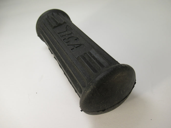 BSA FOOTREST Rubber 650 A65 logo 71 up 83-2651 peg rubbers 82-9602 square hole