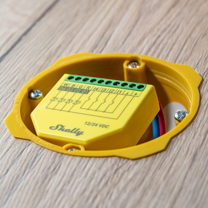 Controlador WiFi Shelly Plus RGBW PM – Tiras LED RGBW