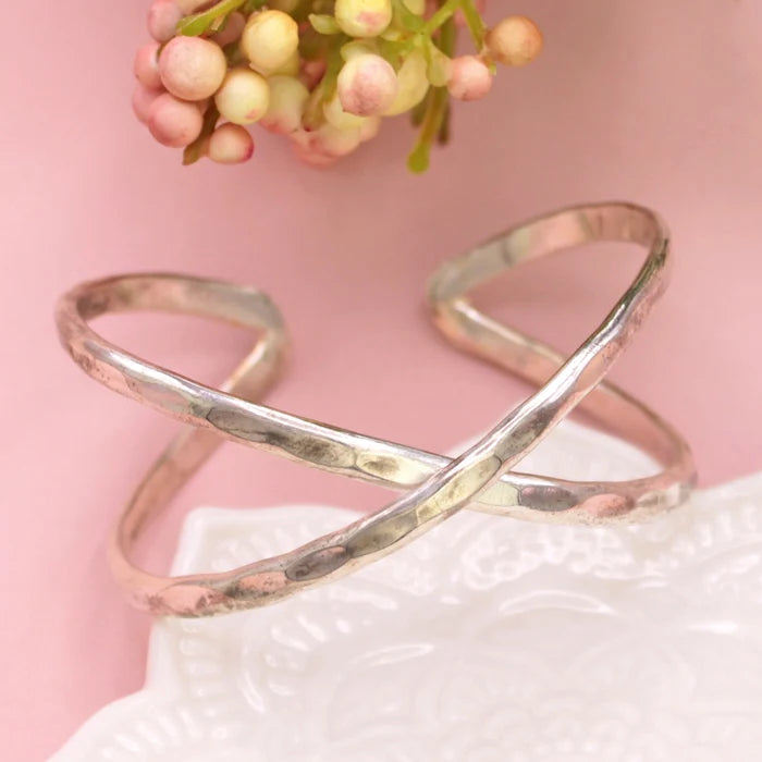 CRISSCROSS X CUFF BRACELET