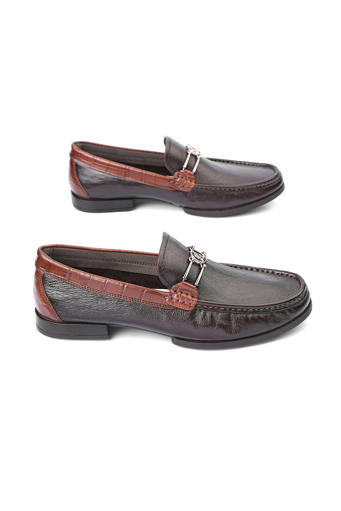 LOGO LIRICO MOCCASIN