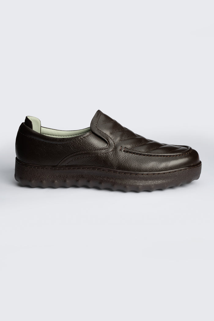 LOGO MONTAVELLE SLIP ONS