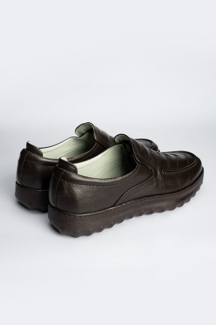 LOGO MONTAVELLE SLIP ONS