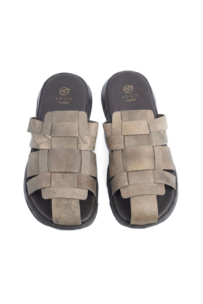 LOGO MONTESSOR SLIPPER