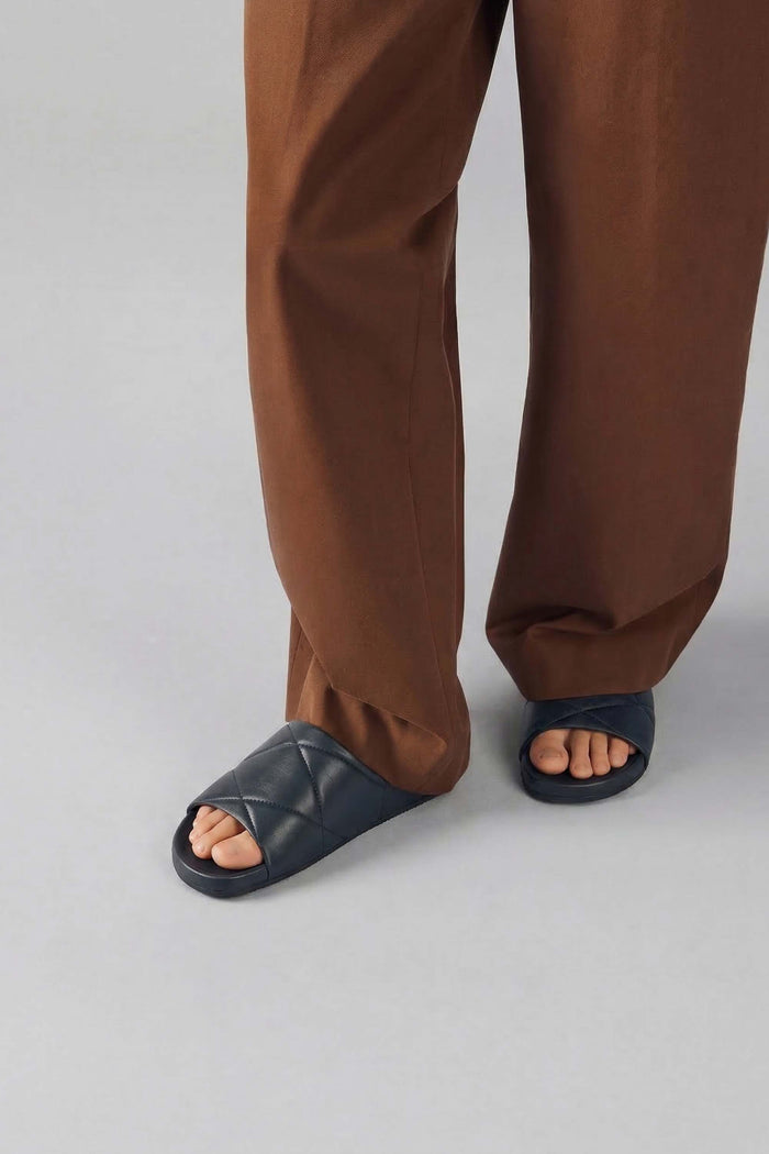 LOGO SAVELLANE SLIPPER
