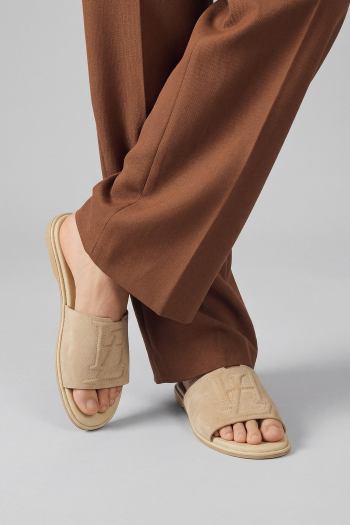LOGO SLIPPER