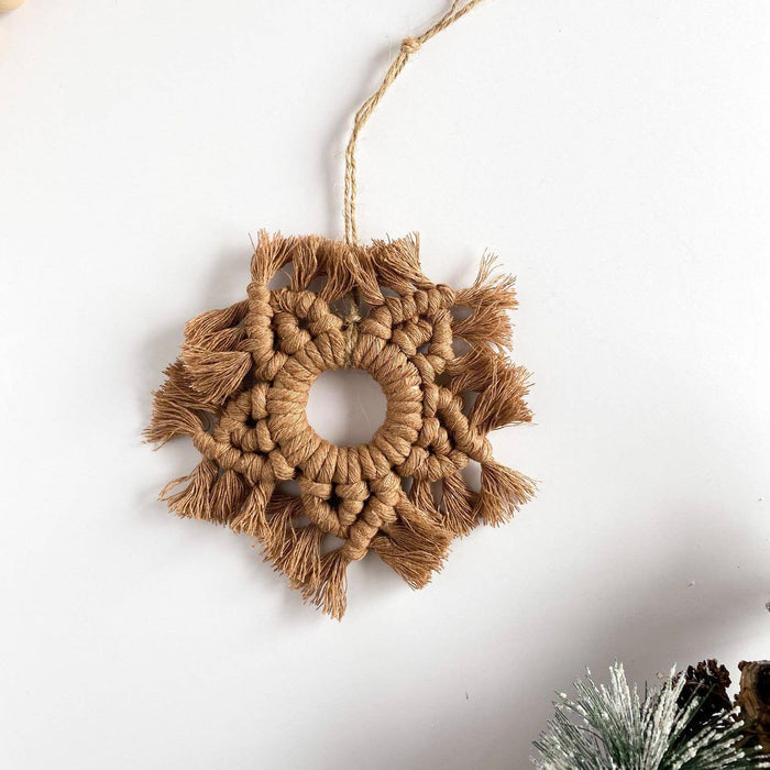MACRAME SNOWFLAKE ORNAMENT