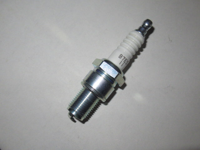 NGK spark plug B7ES Triumph T150 T160 Norton Commando T140 TR7