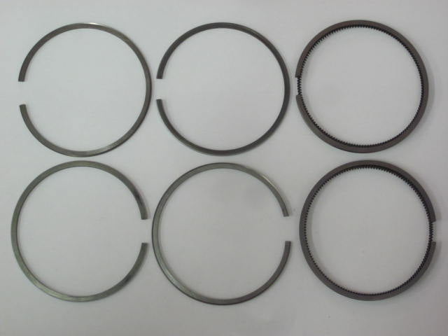 Norton 750 plus 20 piston rings Gandini Commando .020 over