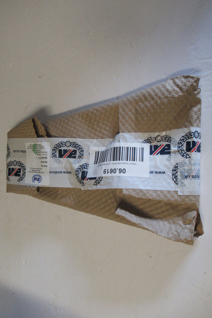 Norton Commando front fender stay bracket Chrome 06-0619 NEW brace 1968 1969 1970