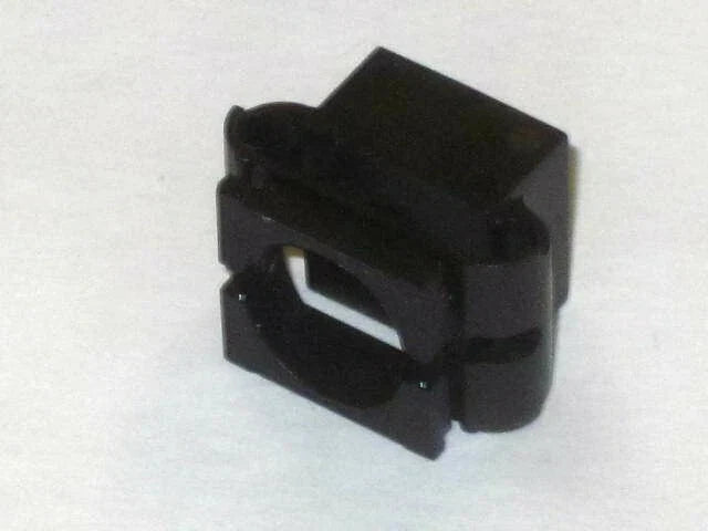 Norton Dzus receptacle 06-6307 MK3 Commando 1975 fastener stud MKIII