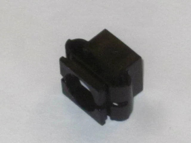 Norton Dzus receptacle 06-6307 MK3 Commando 1975 fastener stud MKIII
