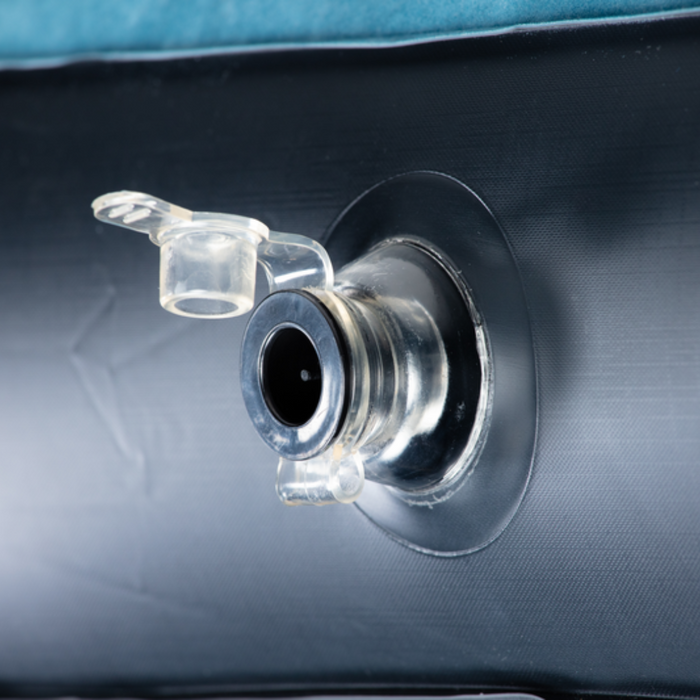 OZTRAIL AIR BED QUEEN