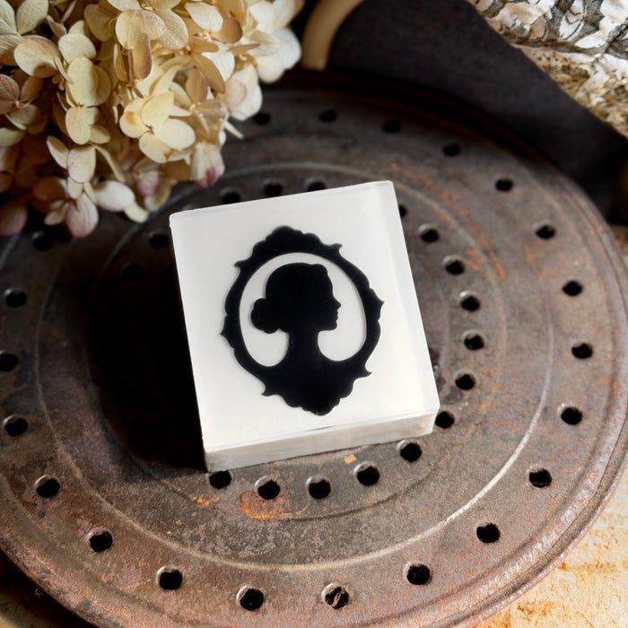 SILHOUETTE SOAP