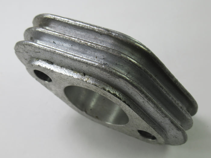 Triumph Finned carb carburetor spacer 30mm aluminum Made in England Triumph BSA Amal