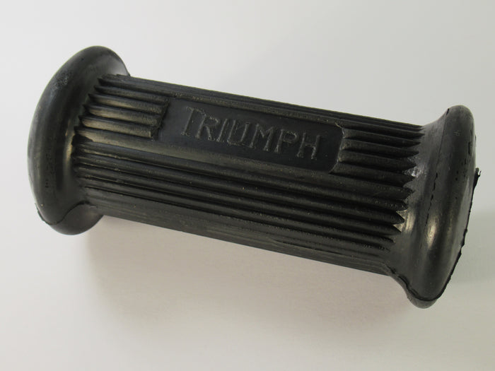 Triumph footrest rubber Rider front NF704 with BLOCK LETTER logo 82-9279